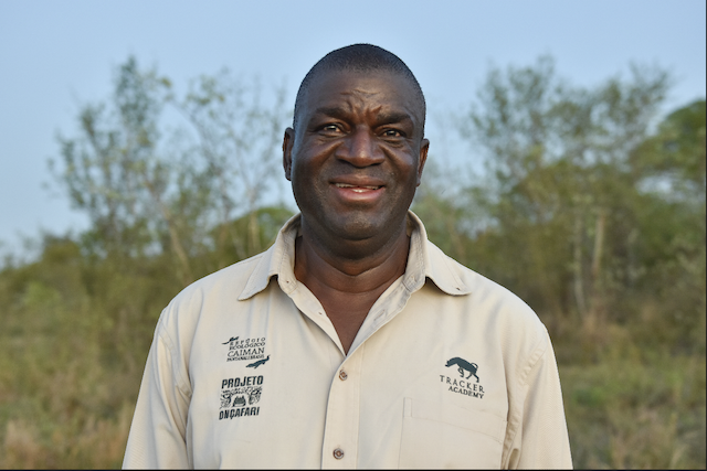 Renias Mhlongo. Expert wildlife tracker